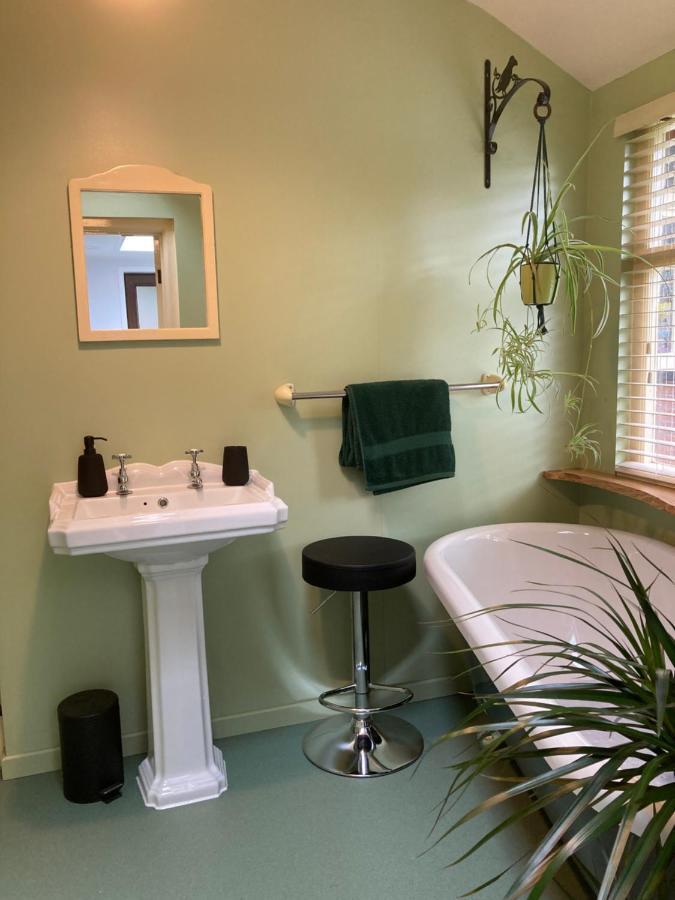 Woodland Retreat, Market Lane, Blundeston, Lowestoft *