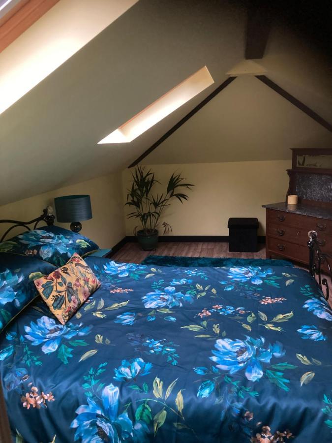 Woodland Retreat, Market Lane, Blundeston, Lowestoft Holiday home *